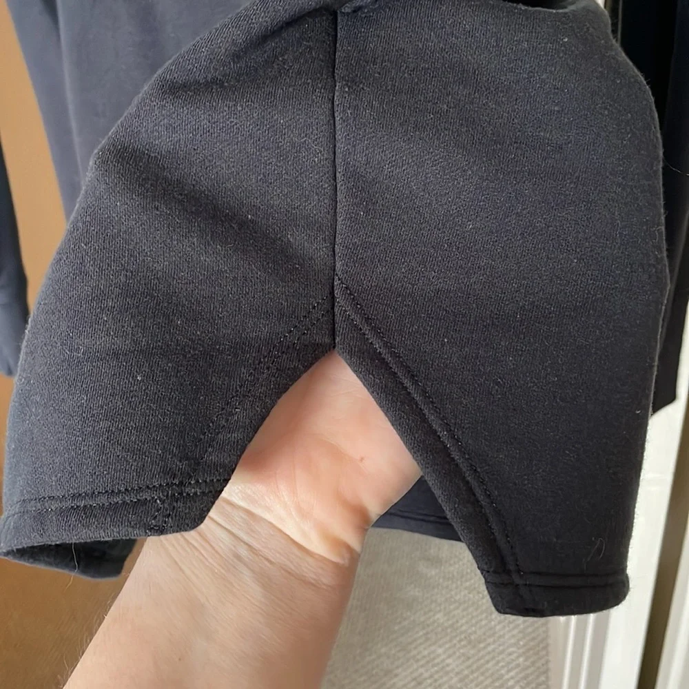 NWOT Women’s Los Angeles Kings Pullover Hoodie - Picture 5 of 5